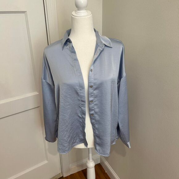 Zara Women's Blue Button up Blouse - Picture 1 of 2